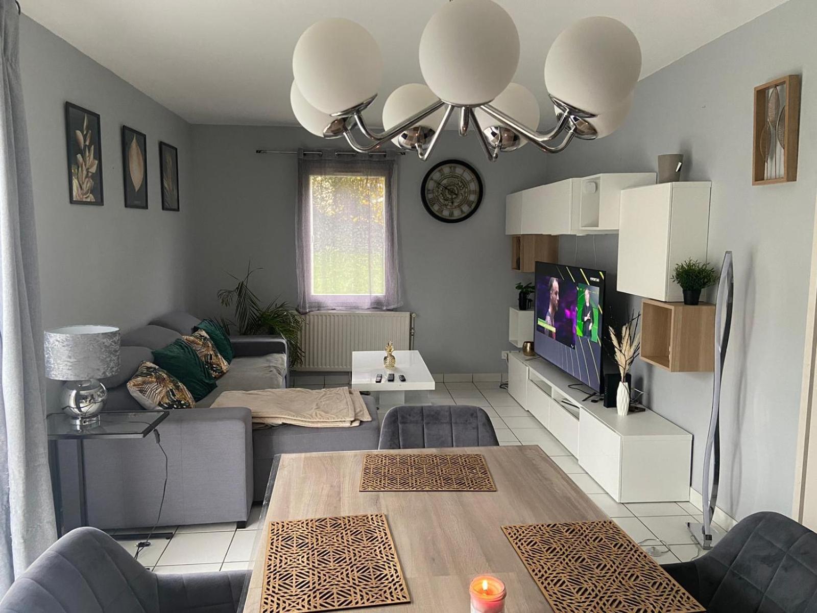 Chambre Avec Balcon Proche Vichy Saint-Rémy-en-Rollat Dış mekan fotoğraf